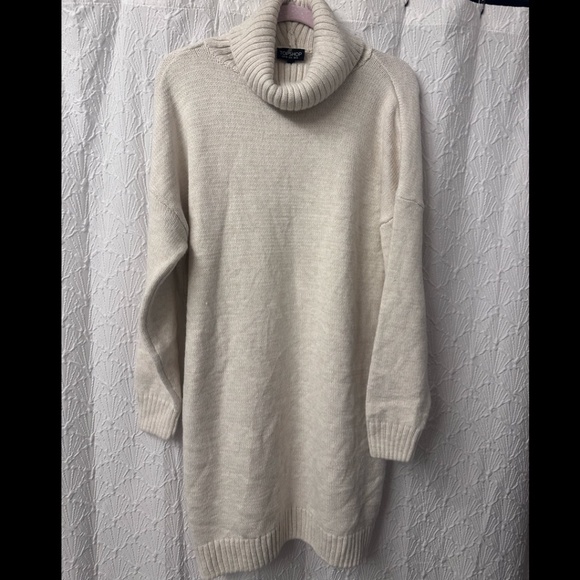 TOPSHOP Turtleneck Sweater Dress NWT - Picture 2 of 7